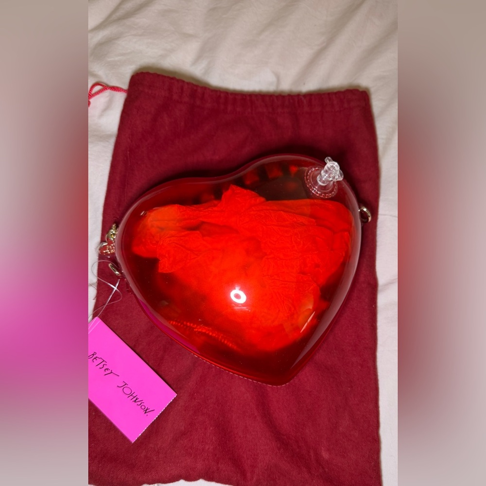 Betsey Johnson Heart Beat Crossbody Kitsch Bag
